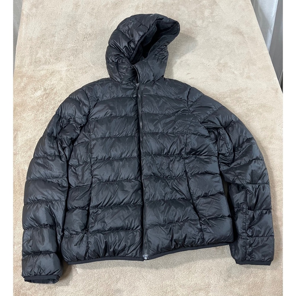 TNA Aritzia The Little Fuzzy Puff Goose Down Jacket Women XS Black Quilted EUC
